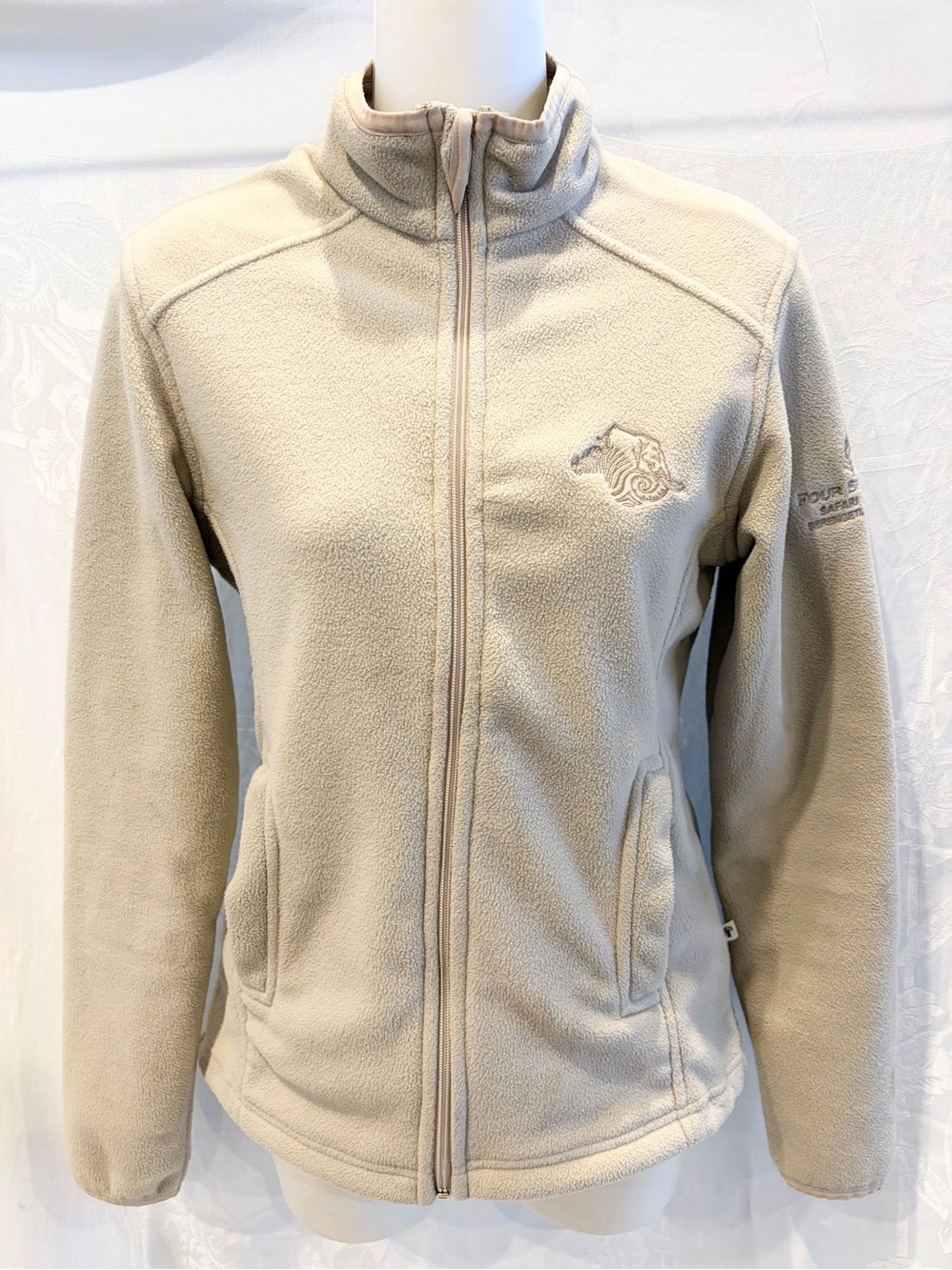 Four Seasons Safari Lounge Serengeti Beige Fleece Jacket Women's XS 2 4